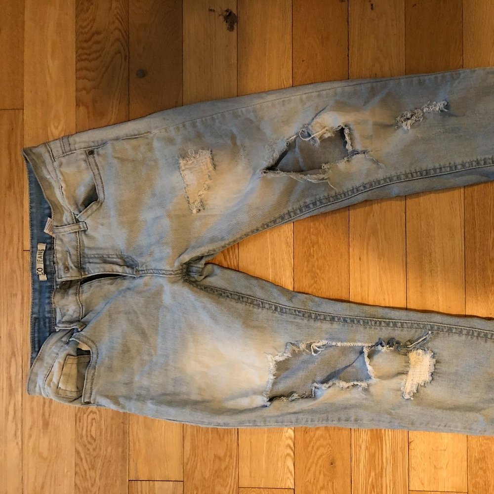 ZCO Jeans size 5 ripped jeans